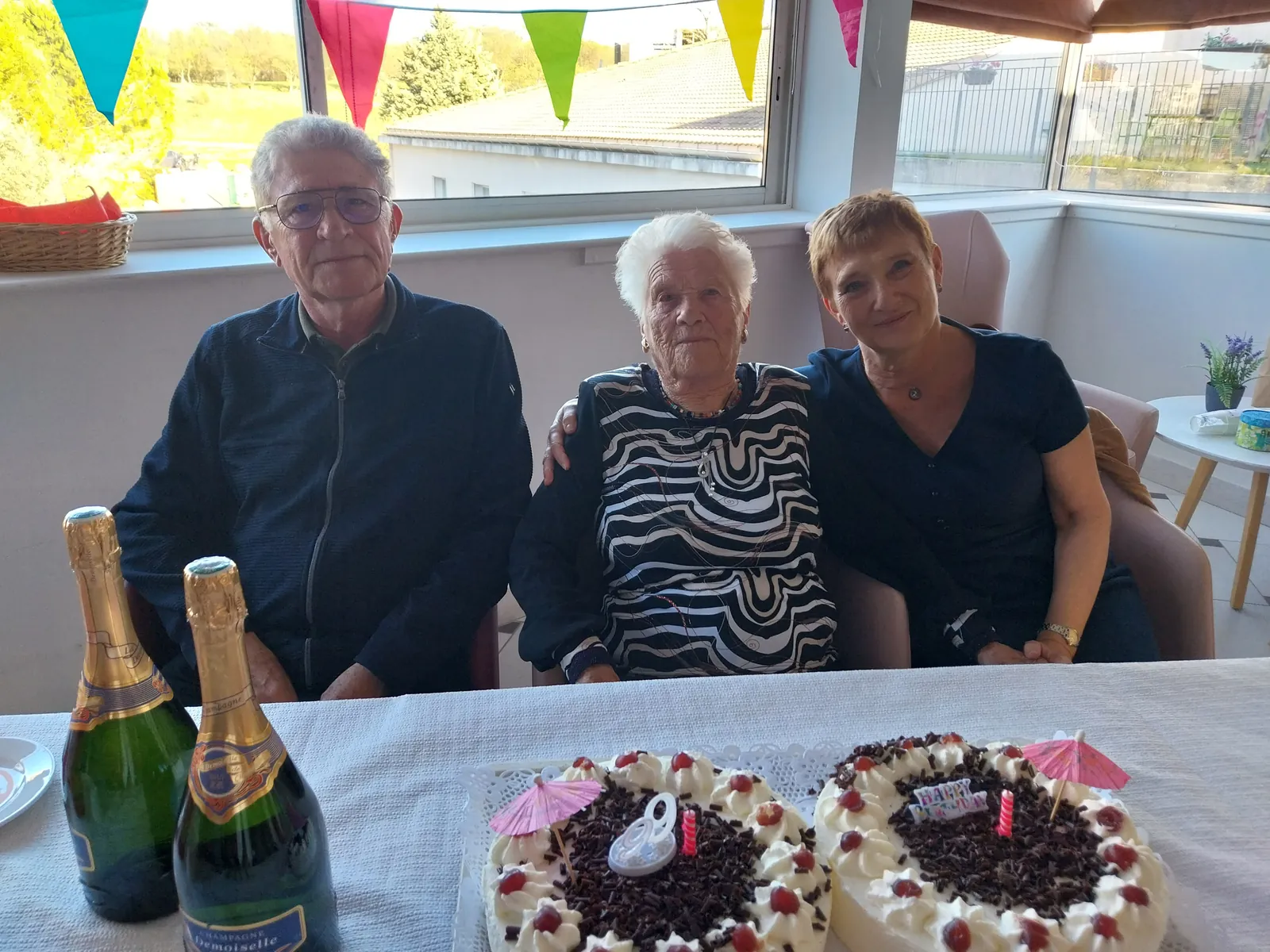 SPECIAL ANNIVERSAIRE  99 ANS