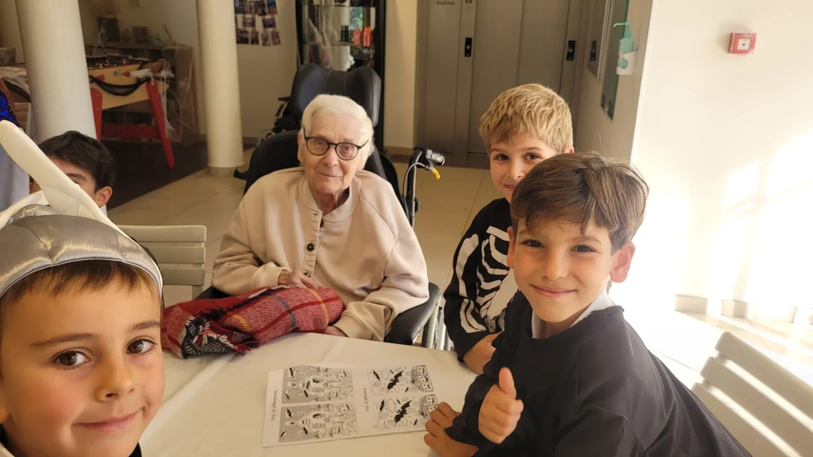 Atelier Halloween avec les enfants de l'école internationale Pain de Sucre