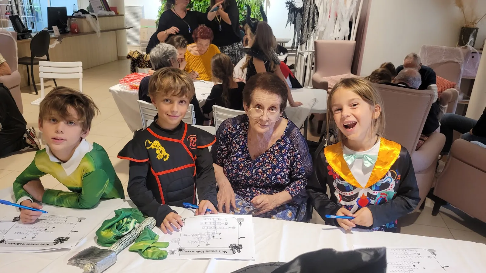 Atelier Halloween avec les enfants de l'école internationale Pain de Sucre