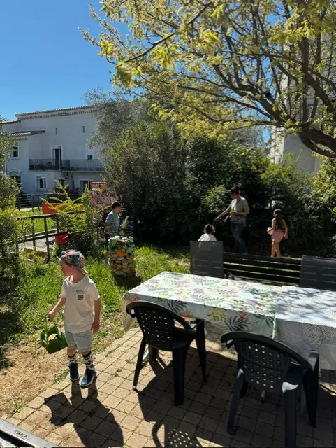 LA CHASSE AUX OEUFS DE PÂQUES