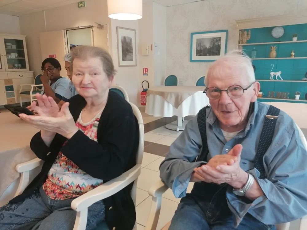 100 ans, ça se fête ! A l'EHPAD Les Tourterelles d'Esbly en Seine et Marne