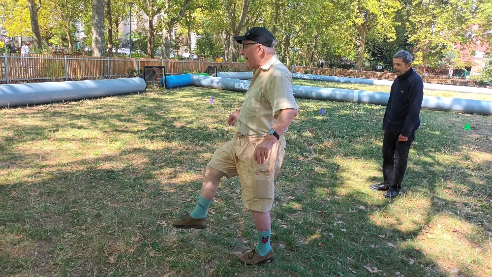 Quand le sport rassemble : une belle séance avec Acad'ami Balle aux Pieds