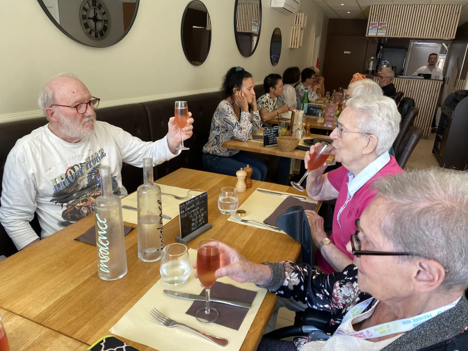 SORTIE AU RESTAURANT L'AVANT GOUT LES JARDINS MEDICIS A PROVINS 