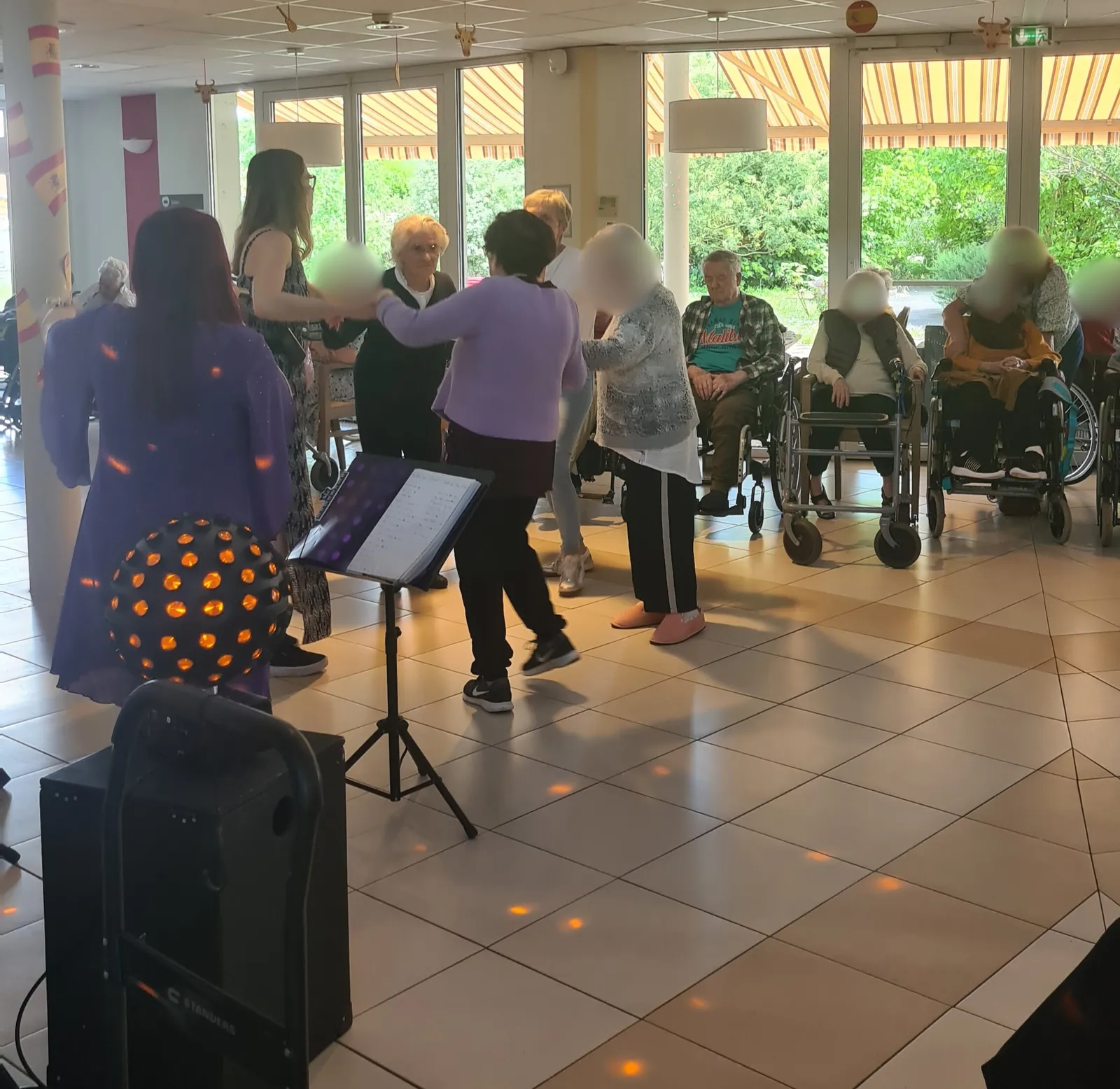Prestation chant par Maelle 