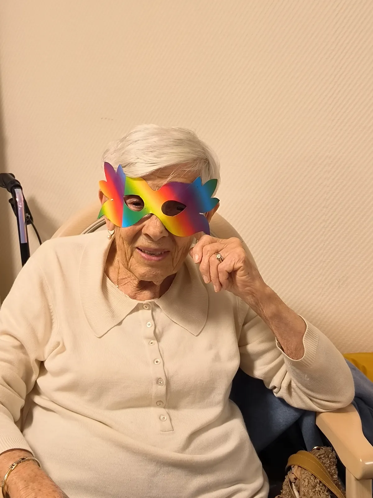 Mercredi après-midi : rencontre intergénérationnelle autour des masques de carnaval