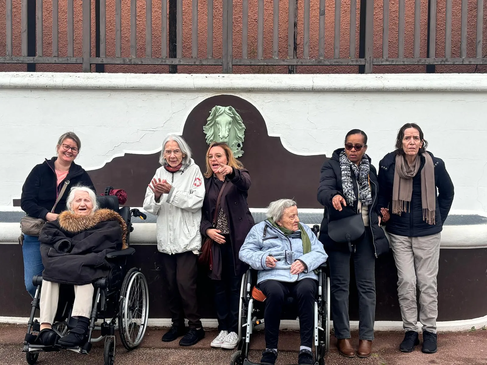 Journée au Haras de Jardy pour les résidents de Tiers Temps Paris 