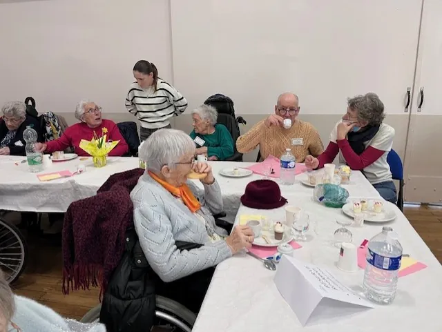 Un goûter des aînés haut en couleurs !!