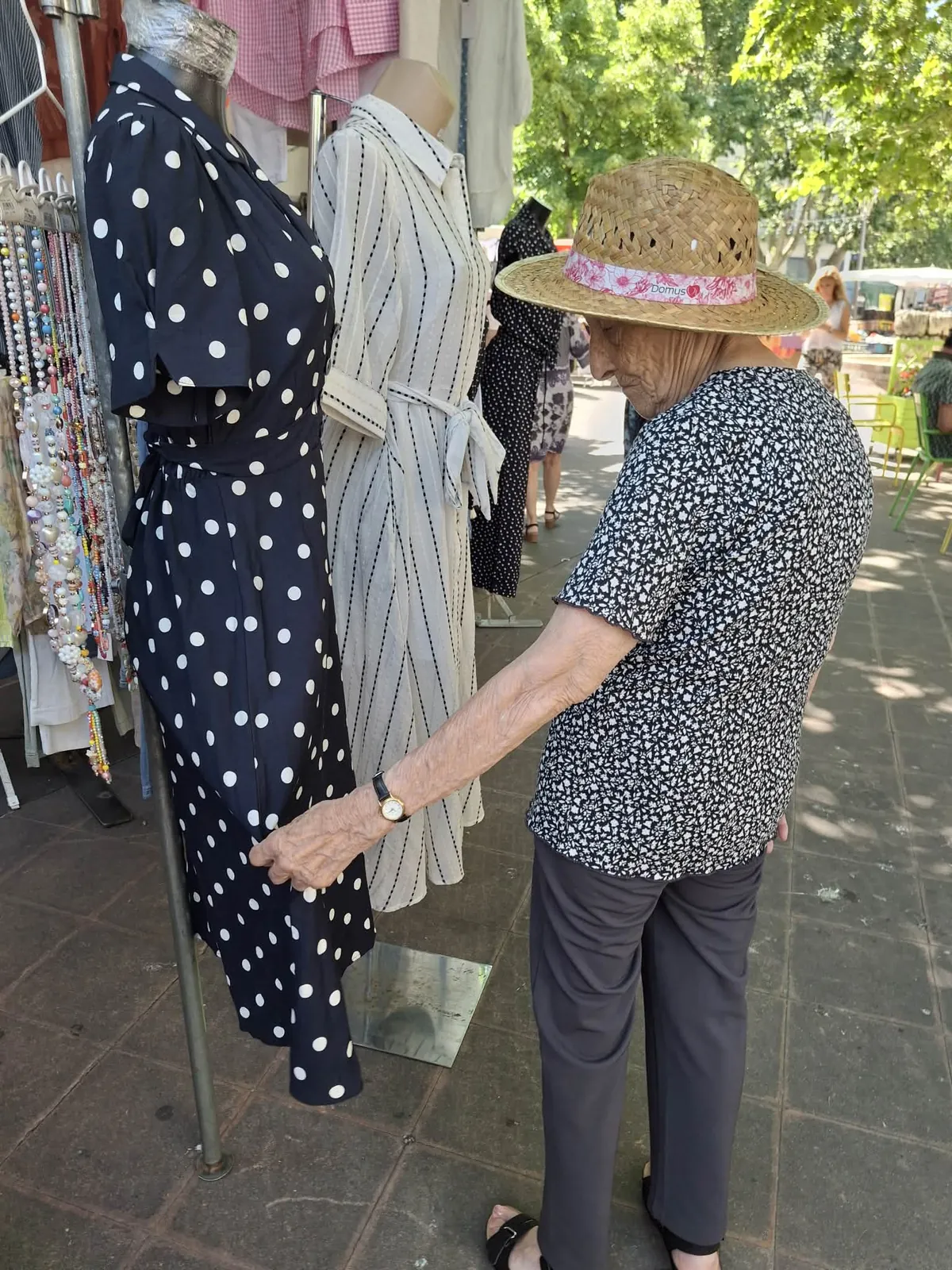 ballade au marché d'Aubagne et déjeuner au restaurant