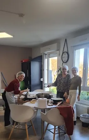 La résidence Les Hautes Futaies fête la chandeleur 
