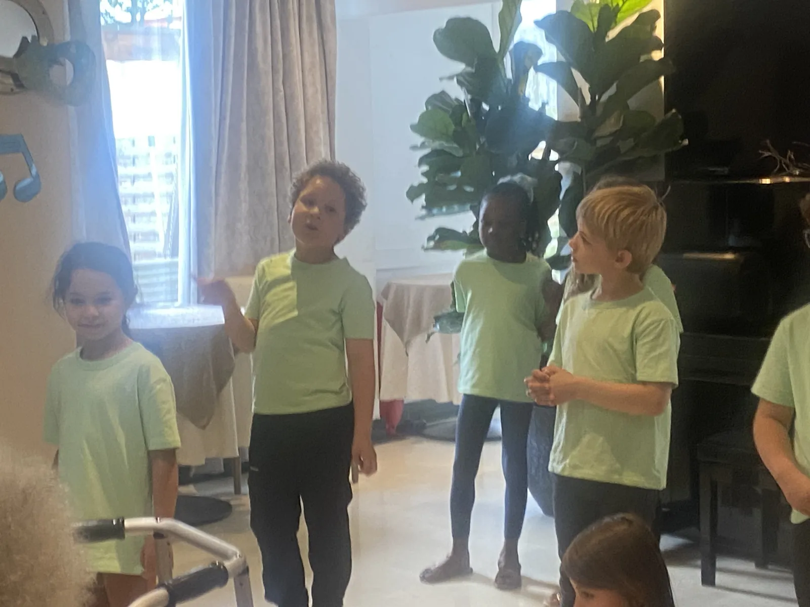 LA CLASSE C.P. DE L’ÉCOLE VOLTAIRE AUX MARINES