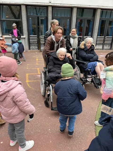 Visite à l'école maternelle 