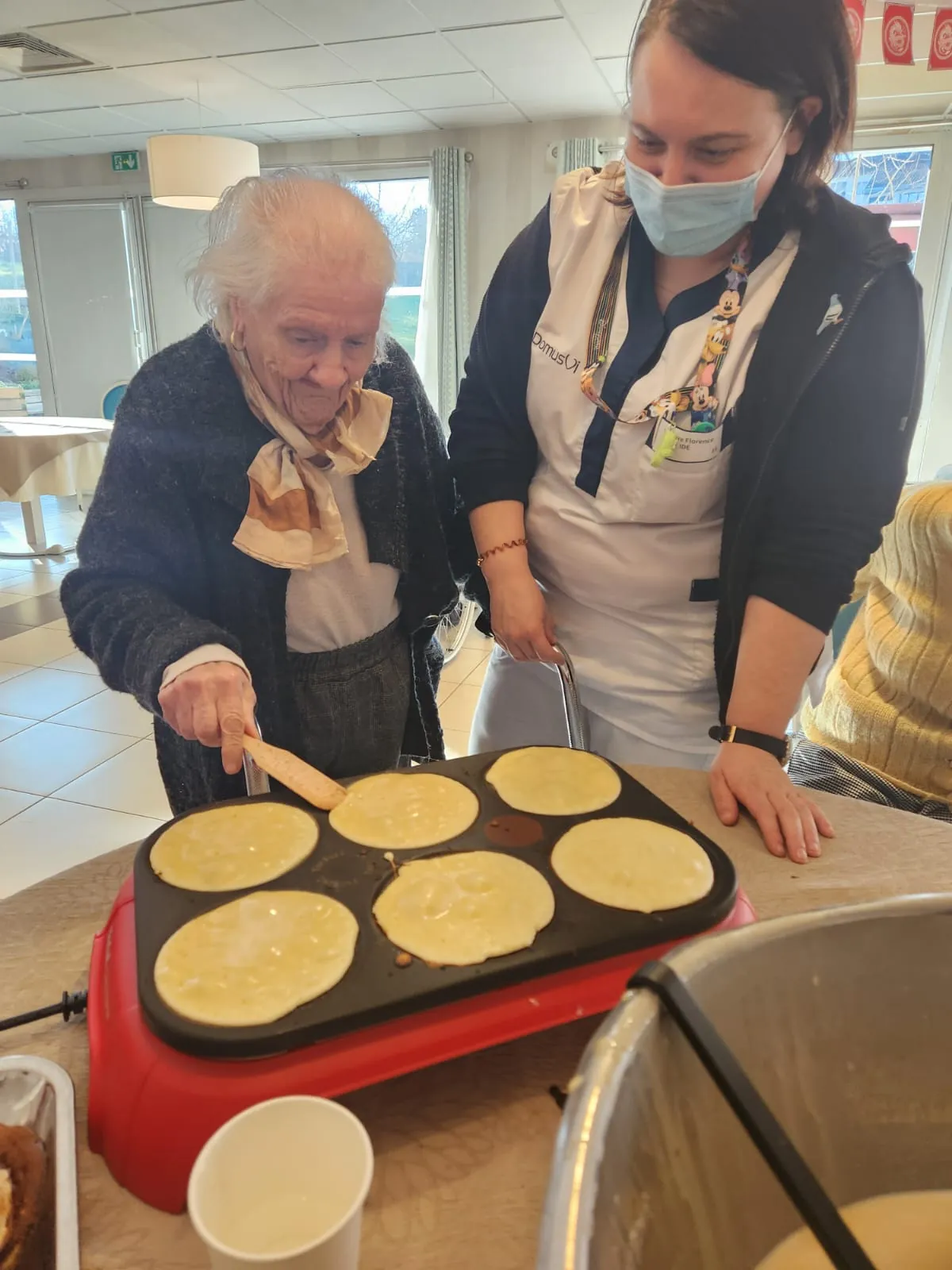 La Chandeleur à l'EHPAD Les Tourterelles d'Esbly