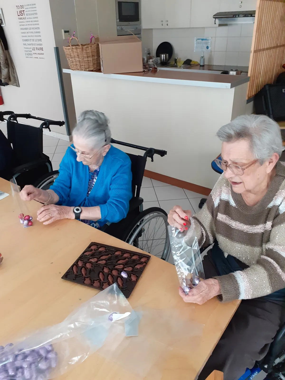 L'esprit de Pâques illumine la résidence : Partage de Joie et de Douceurs Chocolatées