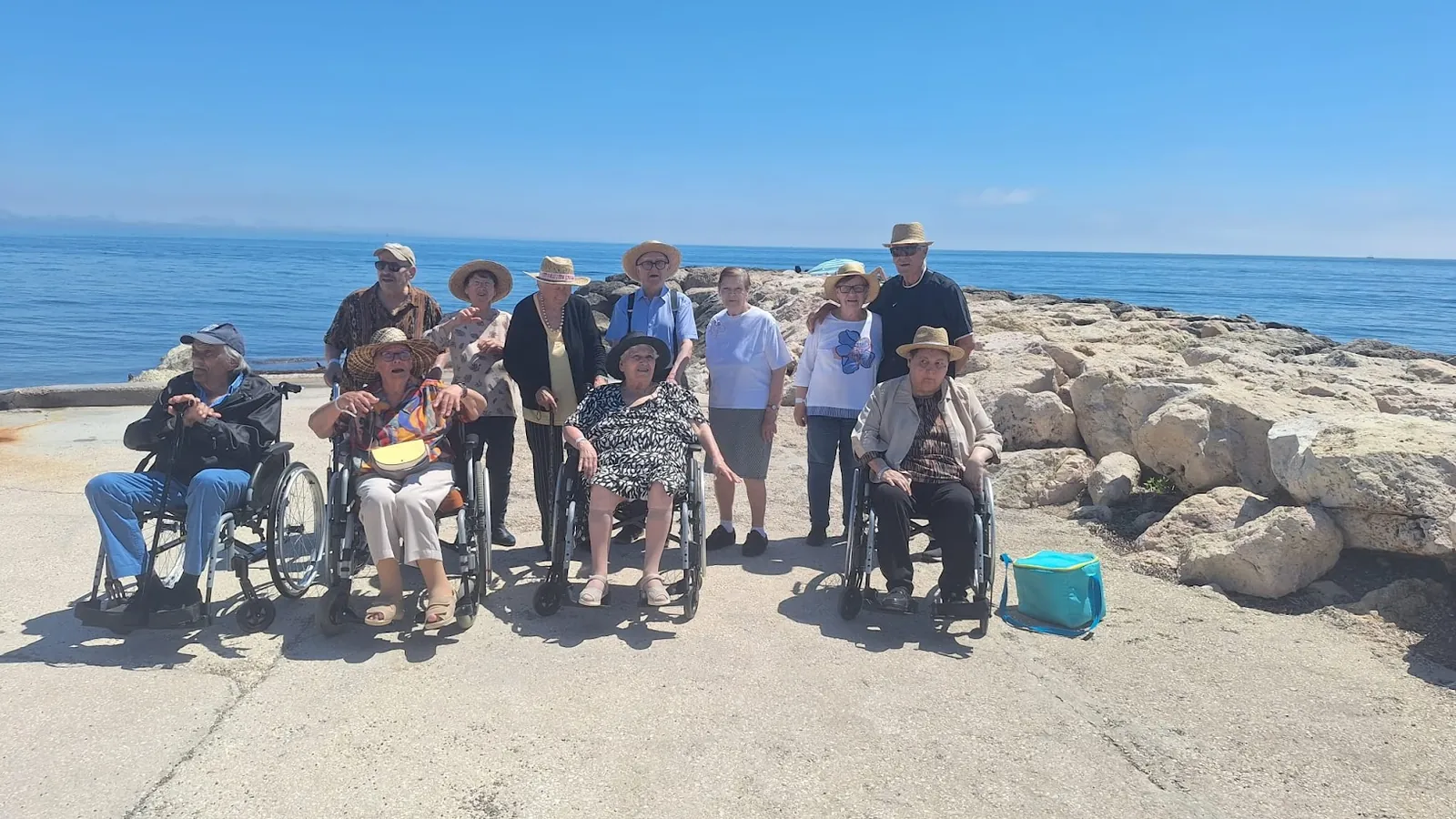 Un avant-gout d'été : Sortie au bord de l'eau à Sausset les pins 