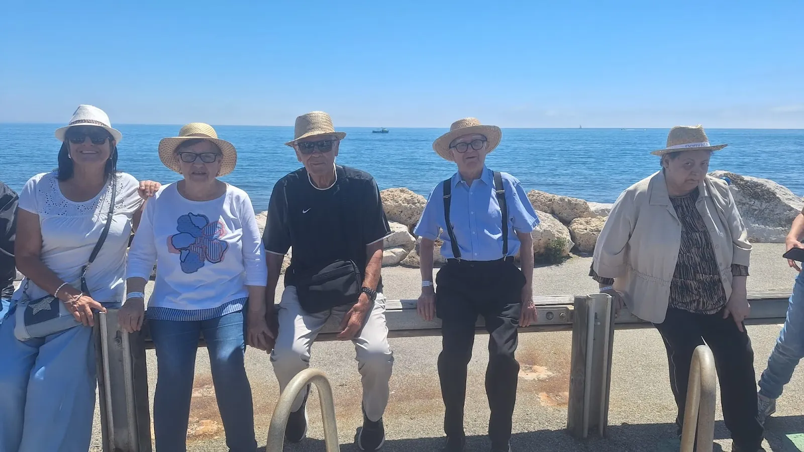 Un avant-gout d'été : Sortie au bord de l'eau à Sausset les pins 