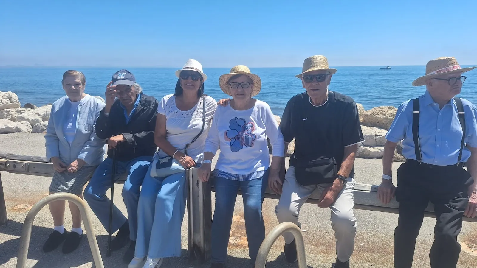 Un avant-gout d'été : Sortie au bord de l'eau à Sausset les pins 