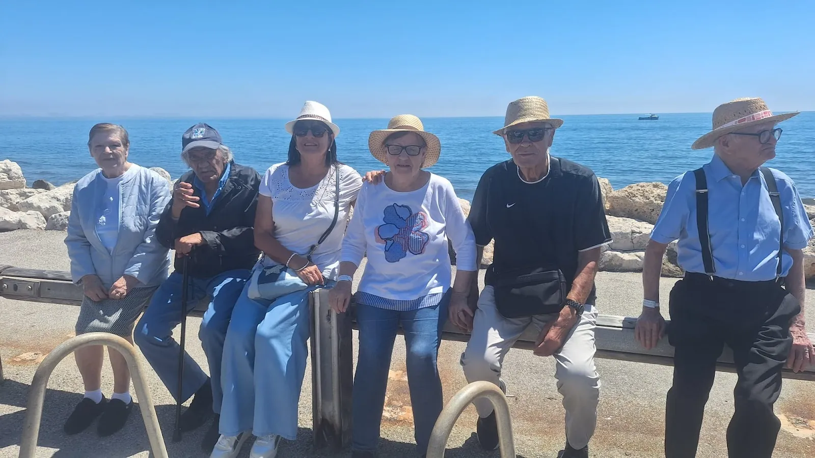 Un avant-gout d'été : Sortie au bord de l'eau à Sausset les pins 