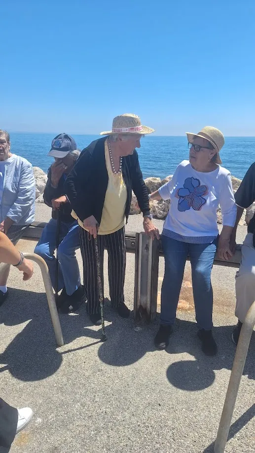 Un avant-gout d'été : Sortie au bord de l'eau à Sausset les pins 