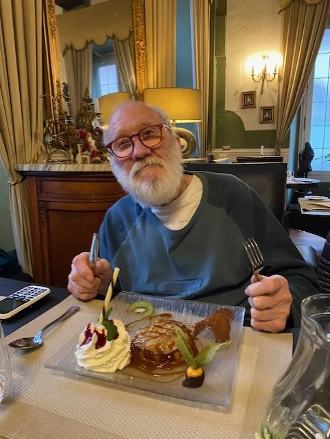 RESTAURANT LA CROIX D'OR POUR LES RESIDENTS DES JARDINS MEDICIS  PROVINS