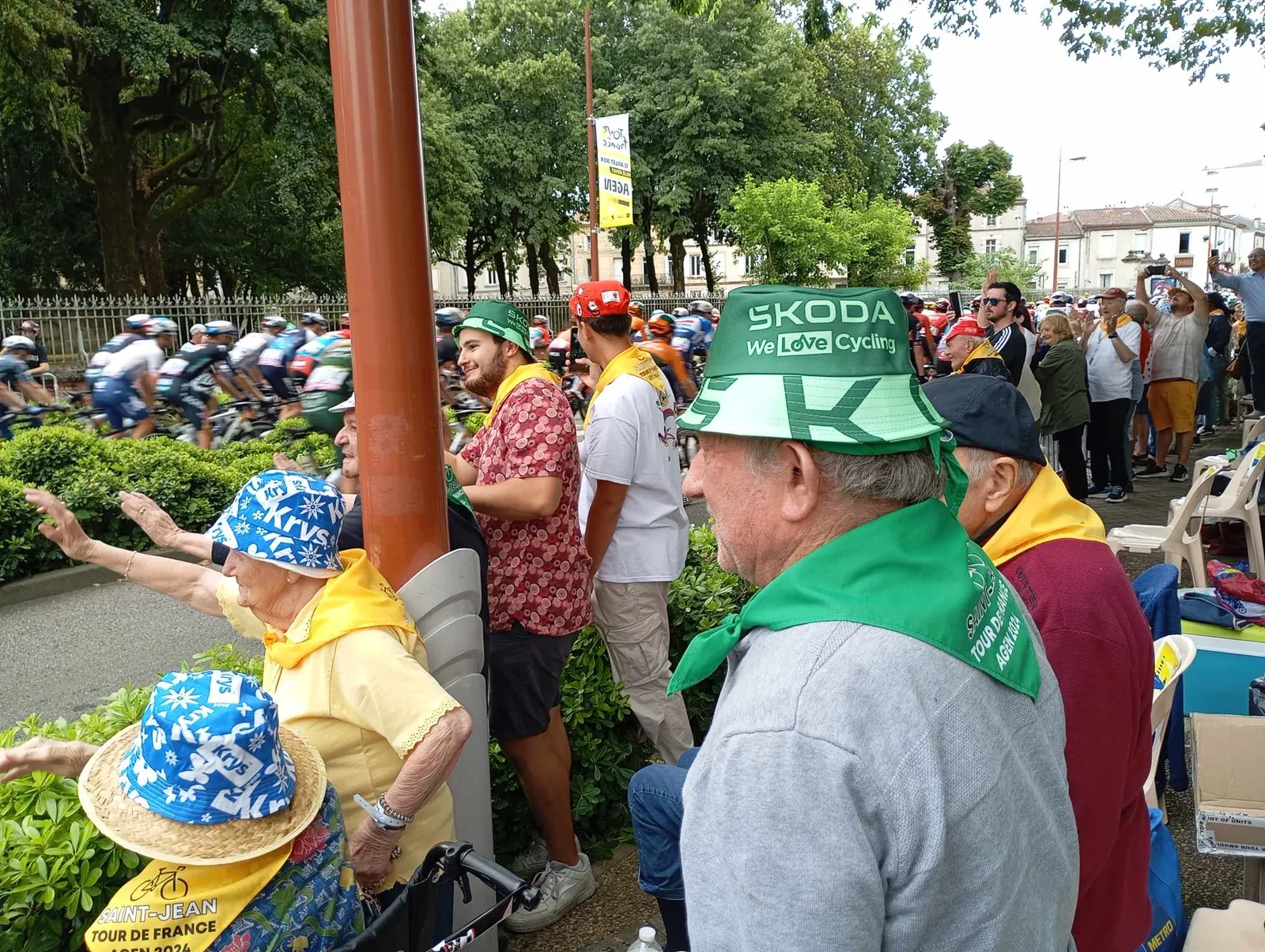 Les résidents de Saint-Jean d'Agen au Tour de France