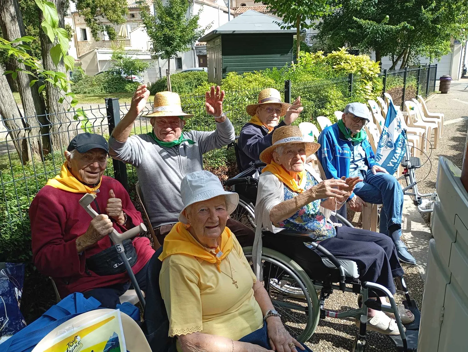 Les résidents de Saint-Jean d'Agen au Tour de France