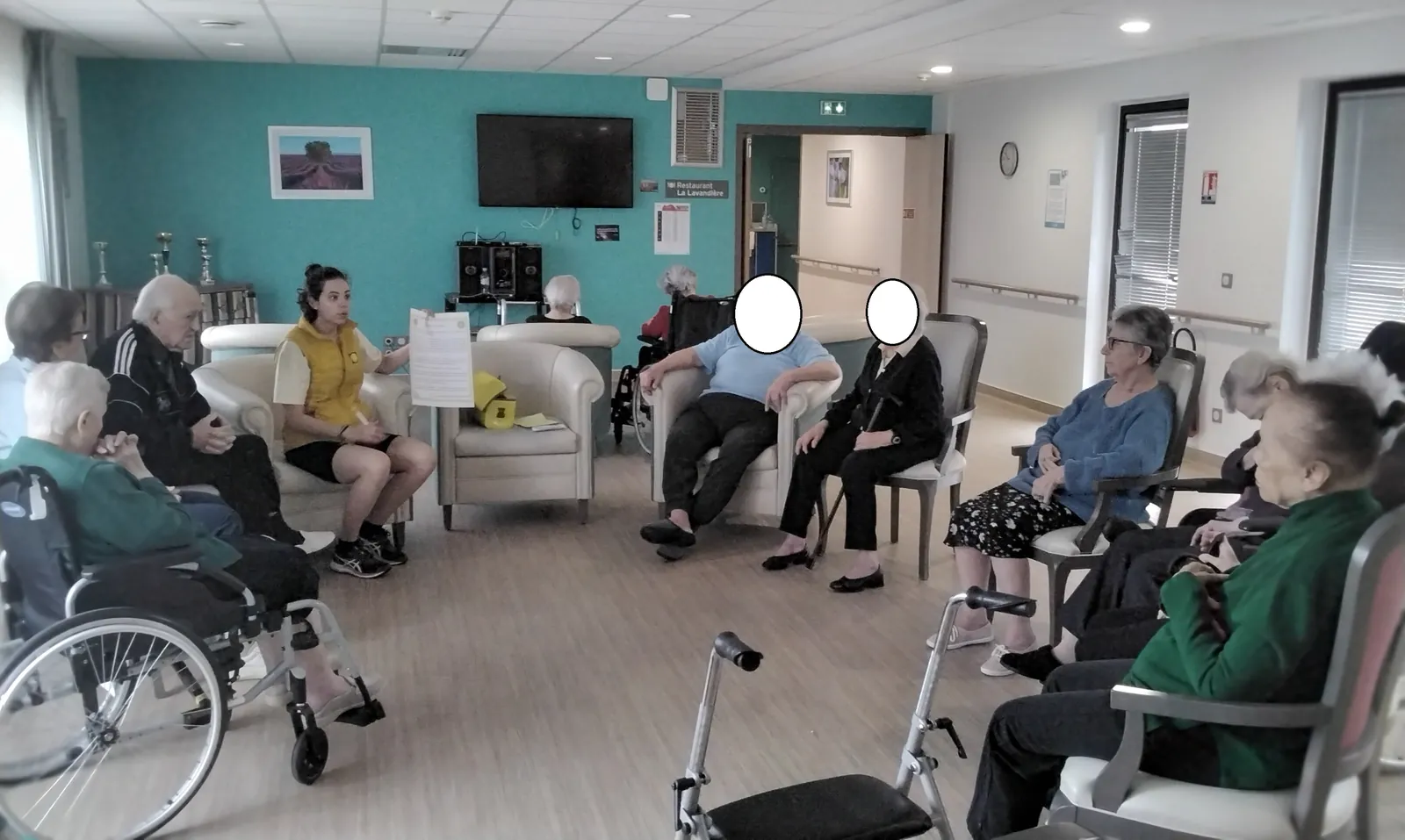 Une lettre Un sourire fait son tour de France des Ainés.