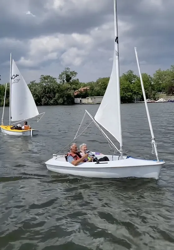 Relais de fl'âme olympique spécial Voile exécuté avec brio !!