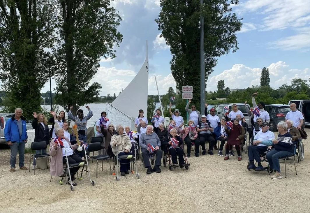 Relais de fl'âme olympique spécial Voile exécuté avec brio !!