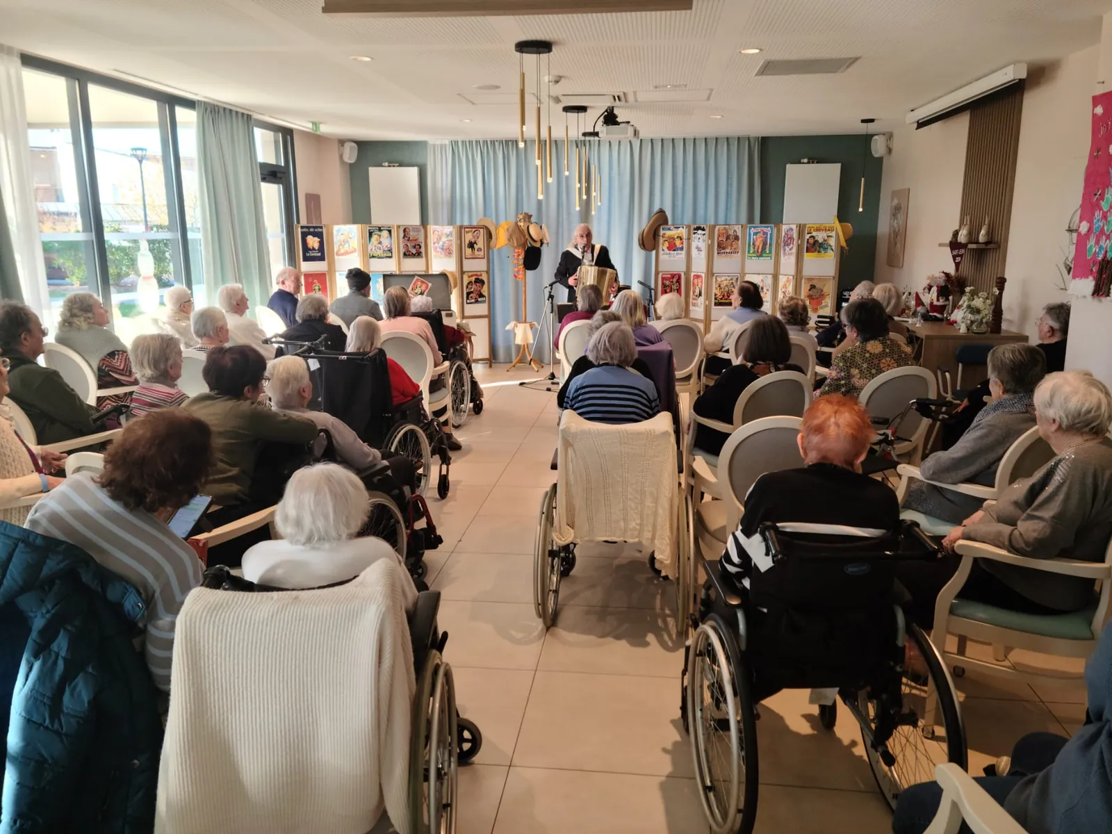 Comédie Musicale à la Résidence Saint Jean - Agen 