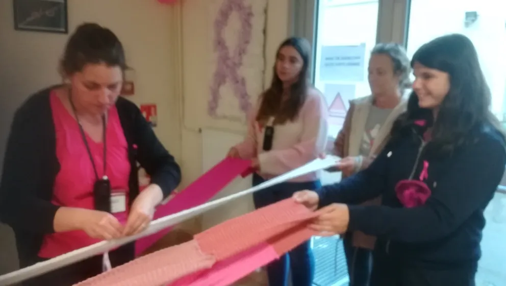 Marche rose : accueil aux Acacias
