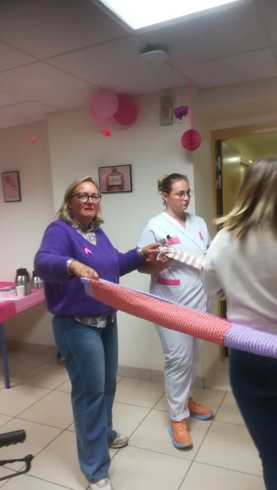 Marche rose : accueil aux Acacias