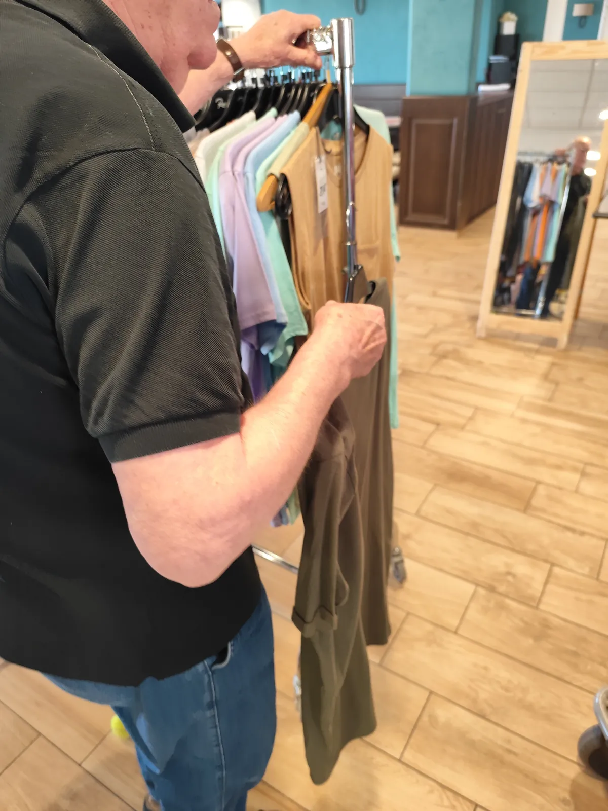 Vente de vêtements et chaussures 