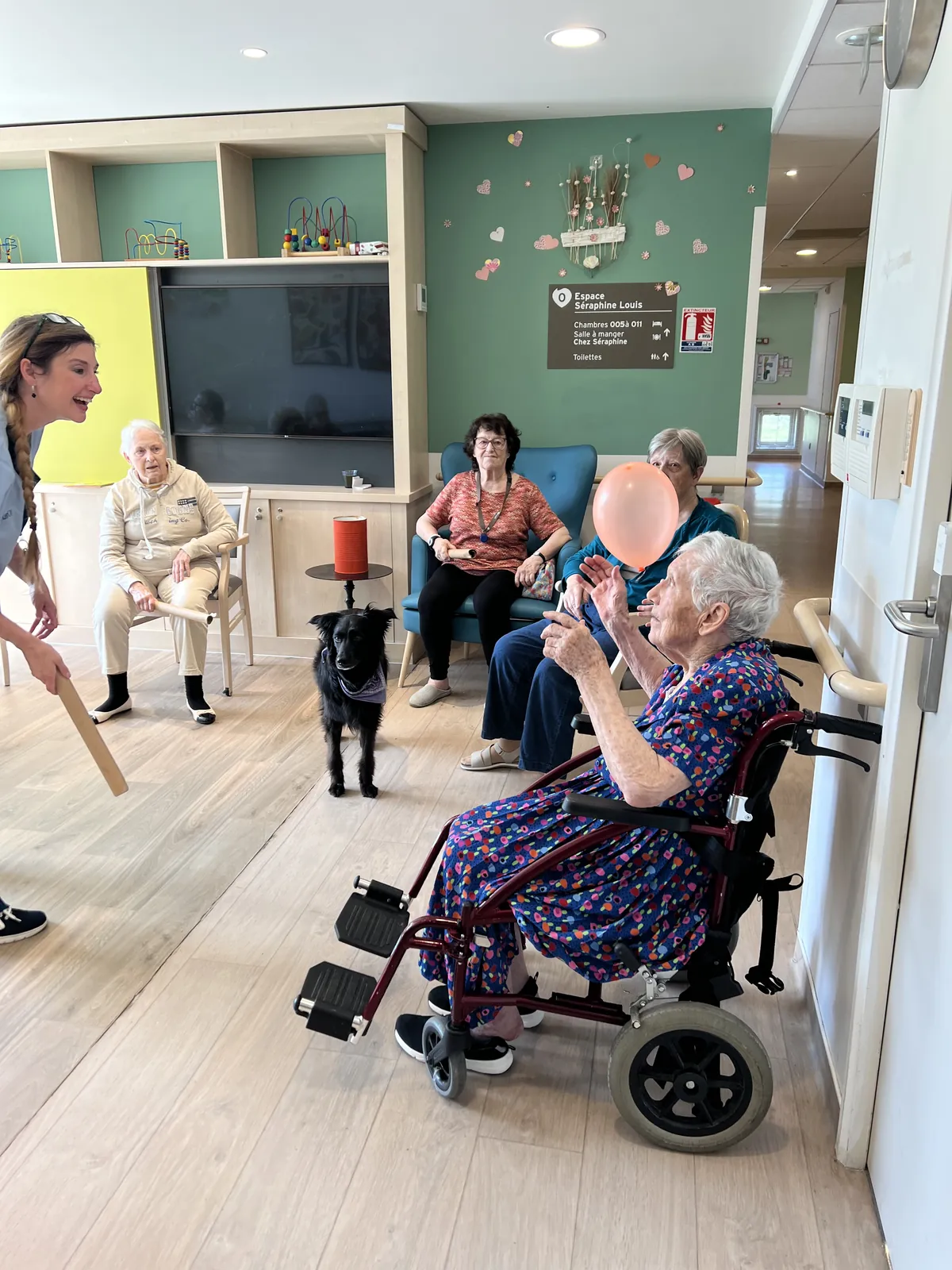 Du linge, de la musique… et une joyeuse queue leu leu !