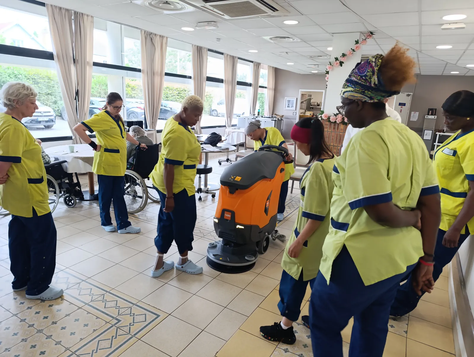 Auto-laveuse toute neuve !