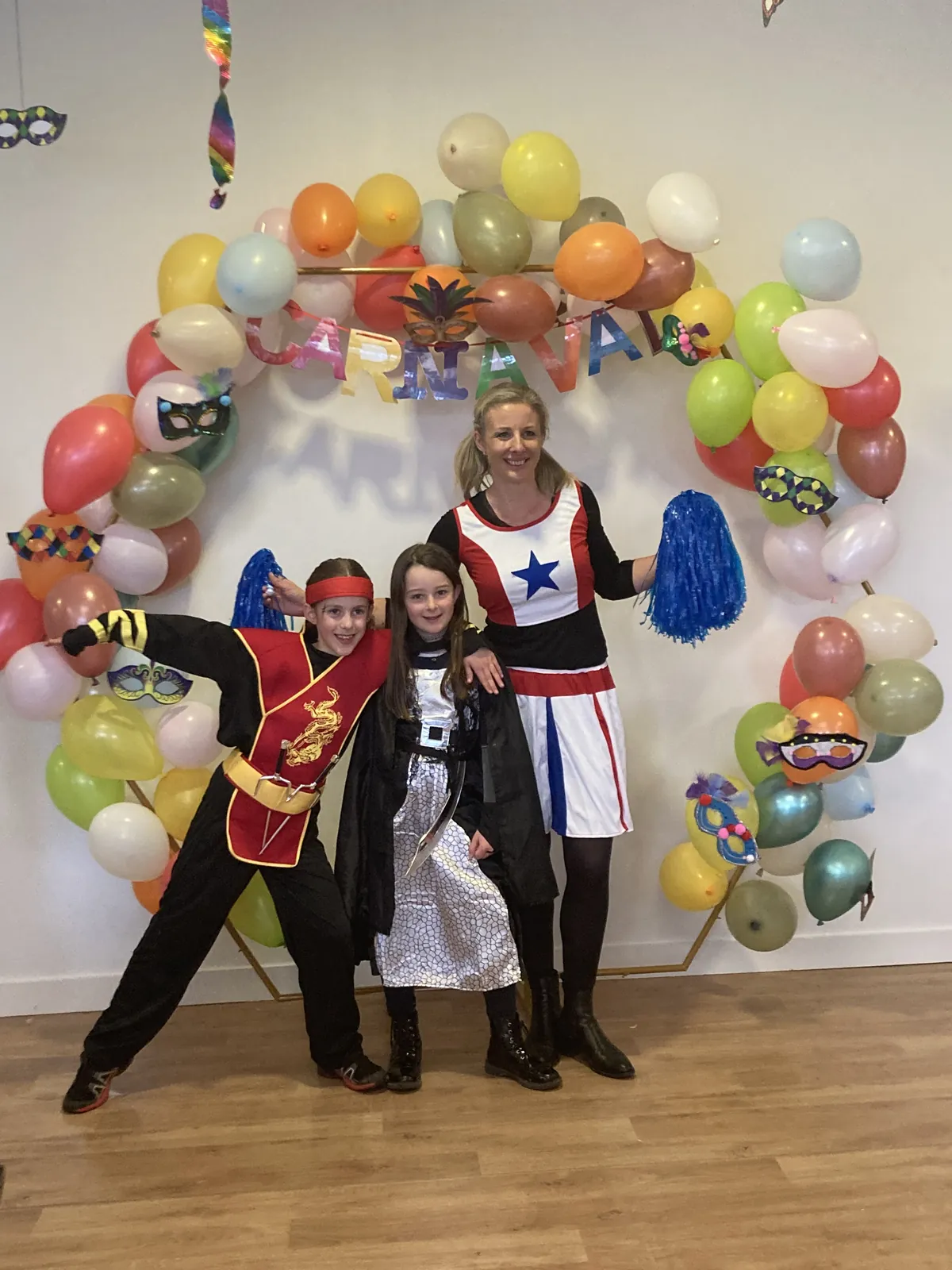 Un Carnaval Haut en Couleurs à la Résidence !