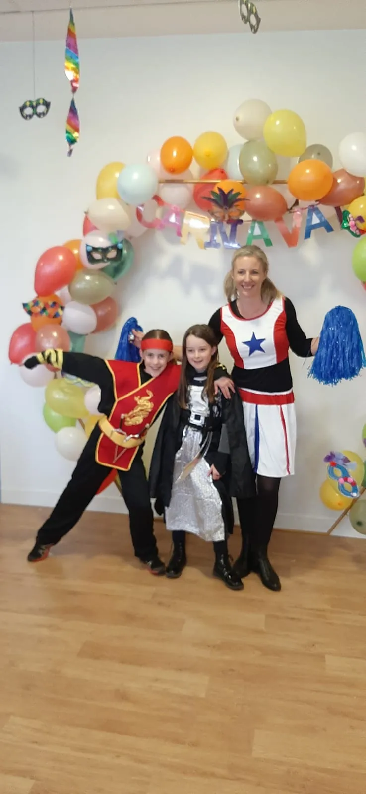 Un Carnaval Haut en Couleurs à la Résidence !