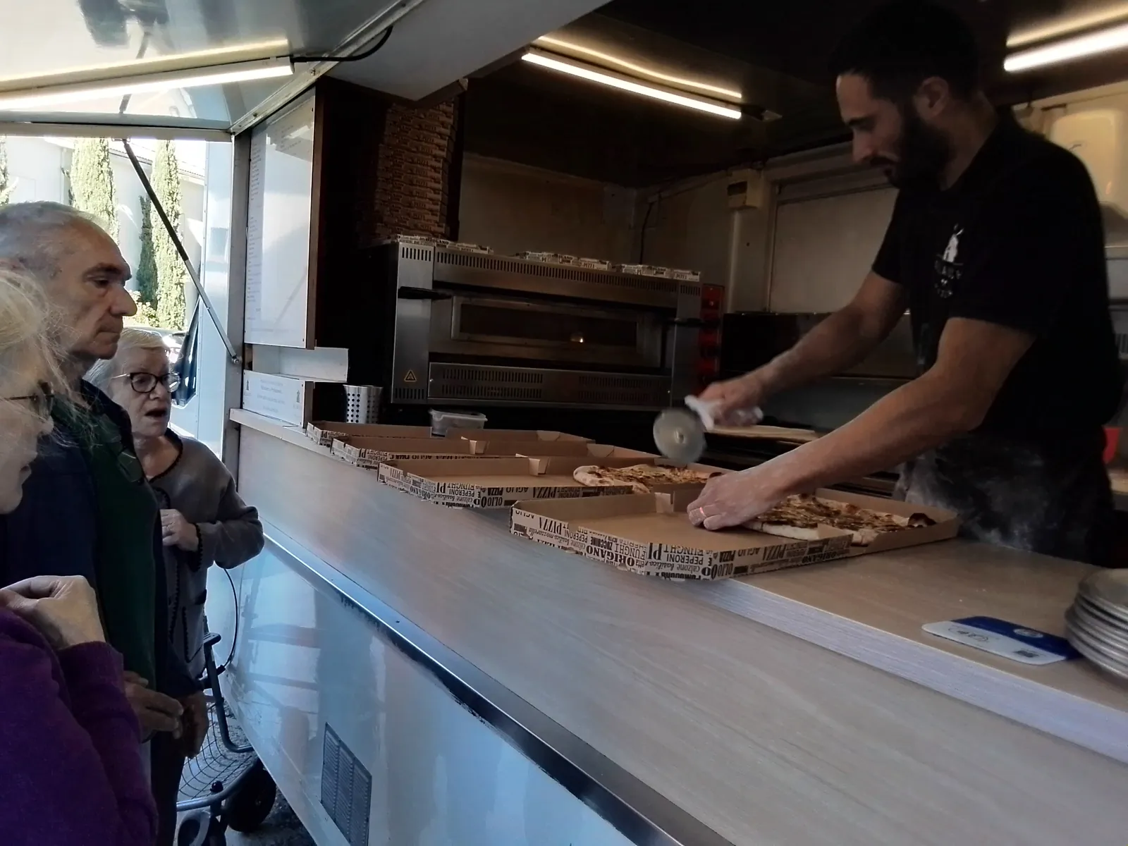 Pizzaiolo sur place 