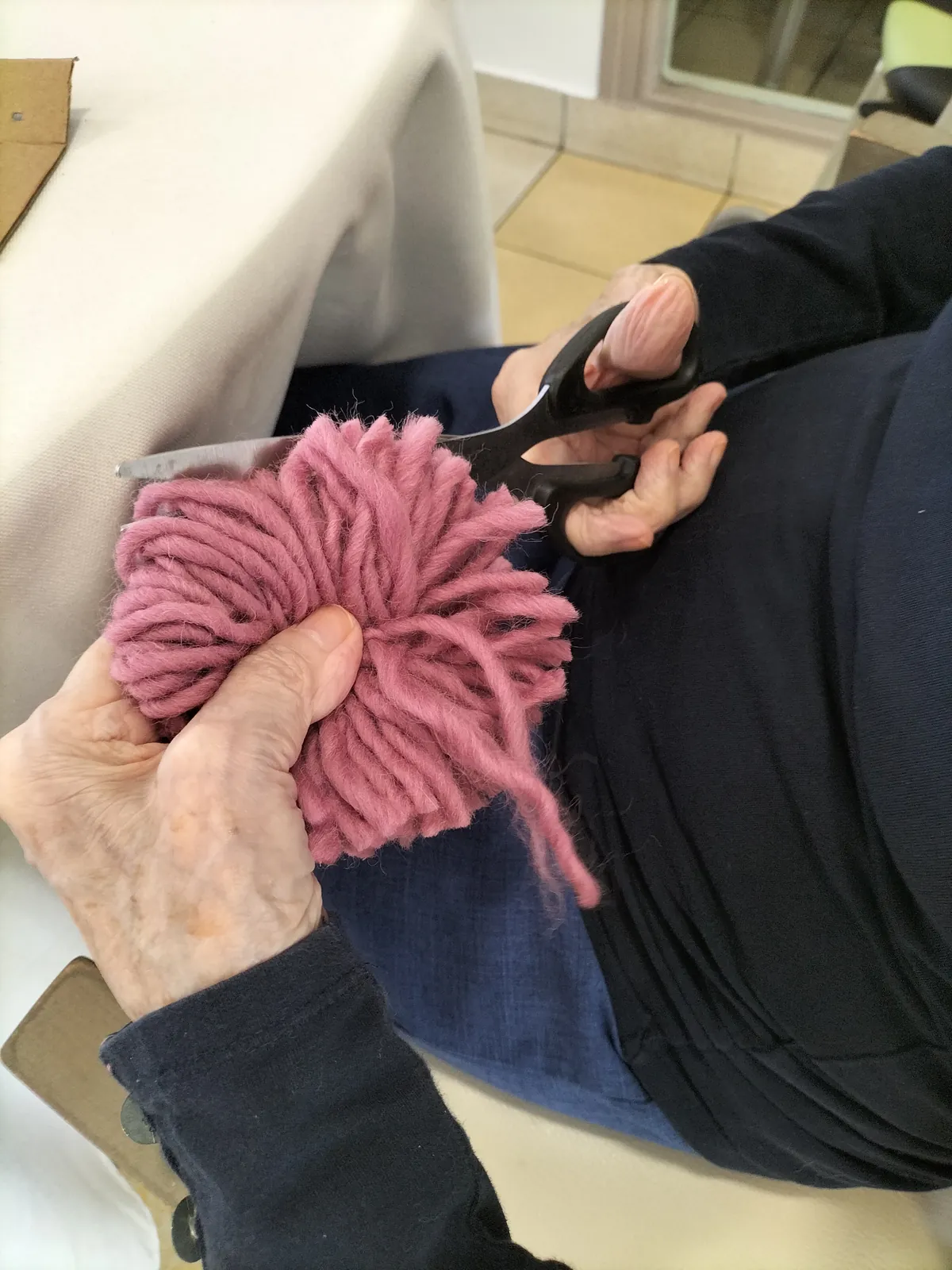 Atelier manuel : création de petits hérissons d’automne 