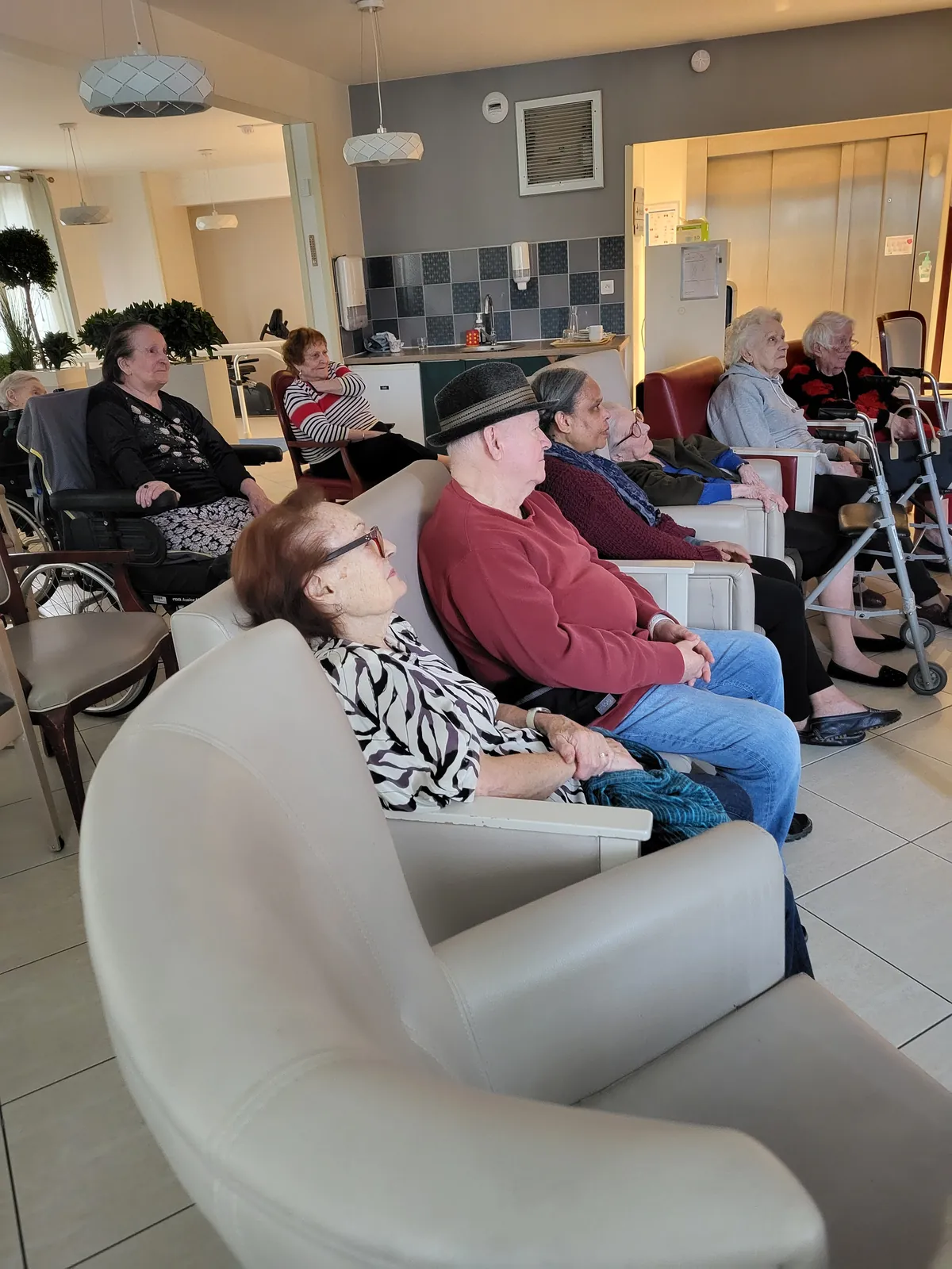  Cinéma du dimanche à la Résidence Les Adrets 