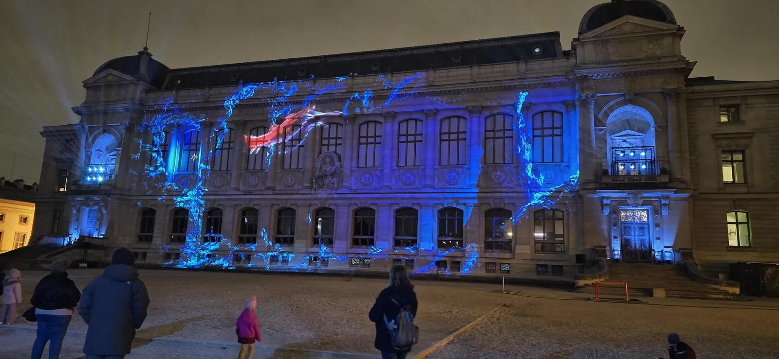 En voie d'illumination : Lumières de la nature