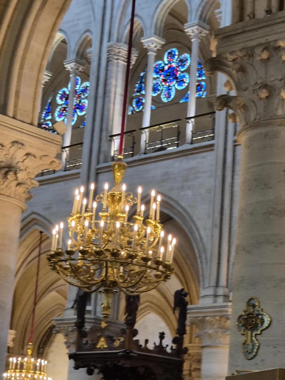 LA RESIDENCE LES JARDINS D'EPINAY A LA RENCONTRE DE LA CATHÉDRALE NOTRE DAME DE PARIS
