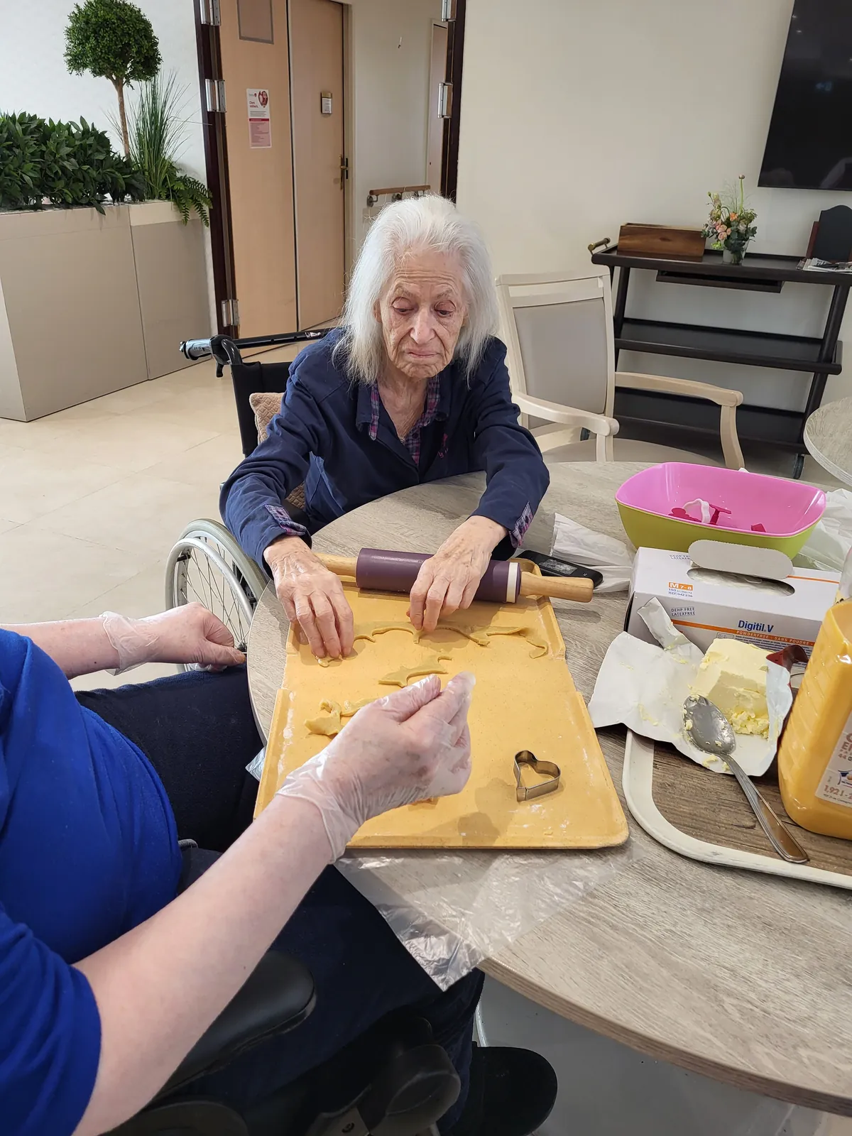 l'atelier sablé avec les résidents de la résidence les adrets 