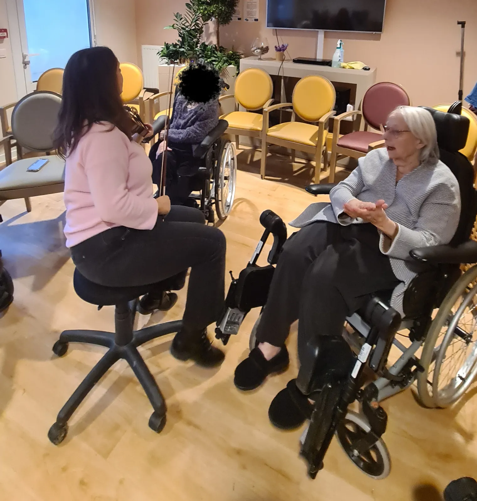 Harmonie retrouvée : la musicothérapie revient en petit groupe