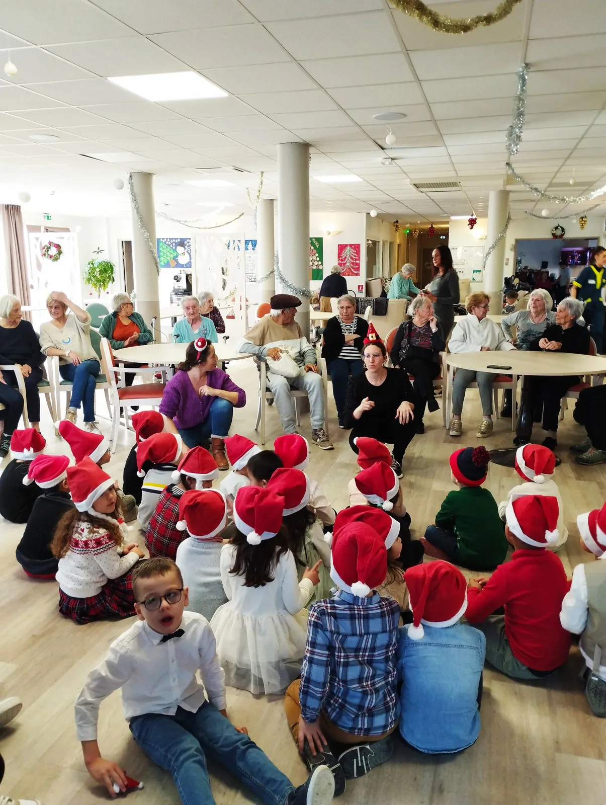 Decembre 2023 "Les maternelles de Garons"