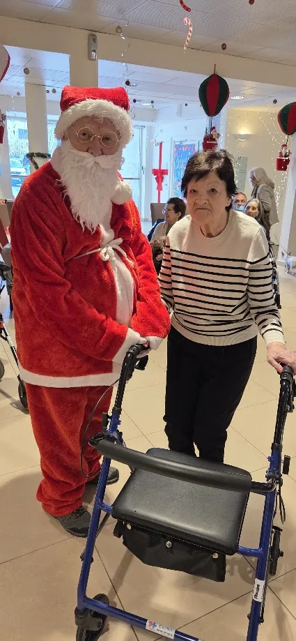 Le Père Noël à la résidence : un moment magique pour les enfants du personnel