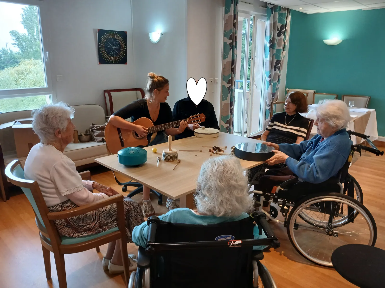 la musicothérapie à l'ehpad de Bessenay