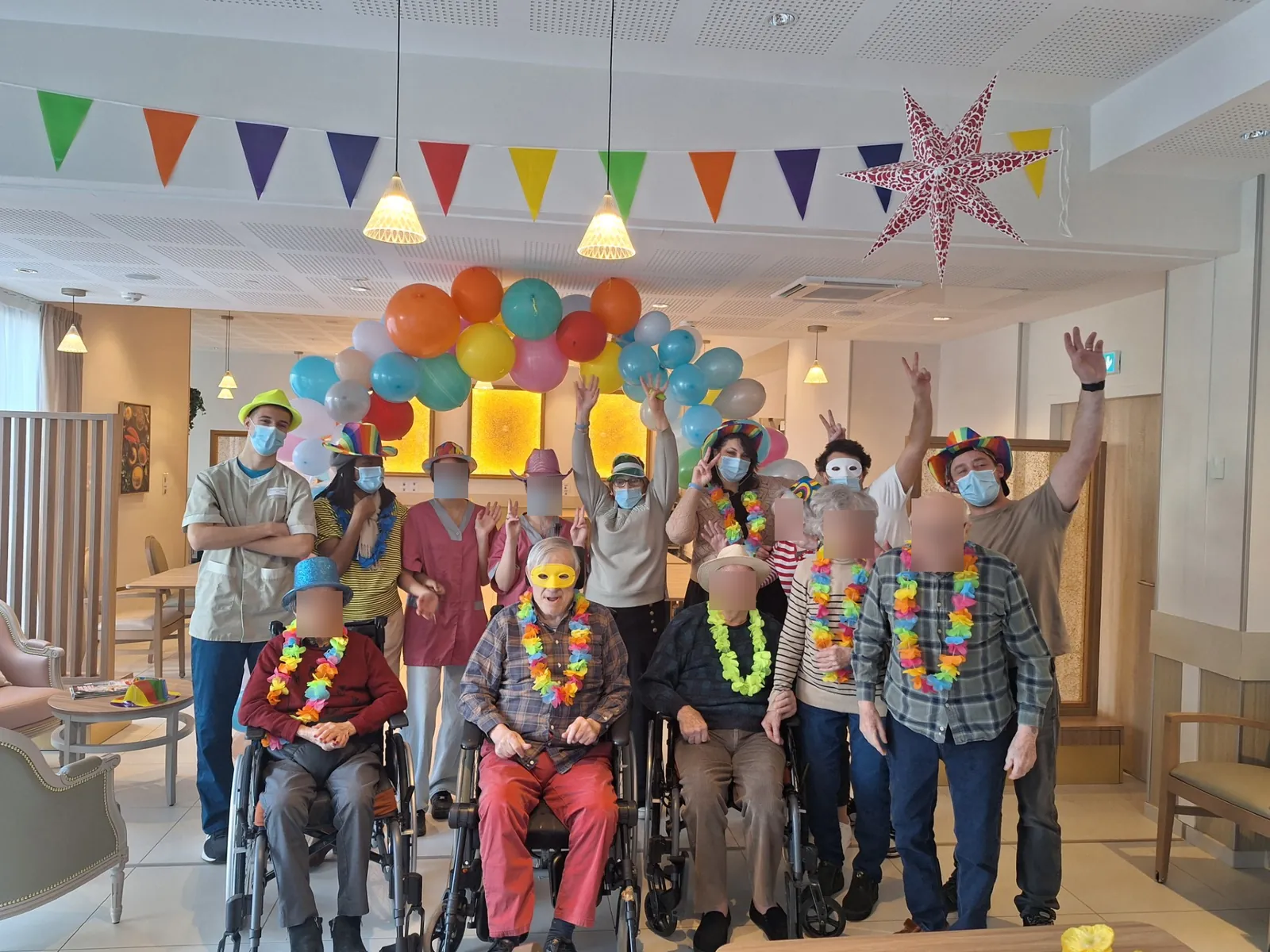Un carnaval haut en couleur au sein de la résidence La Marquise ! 