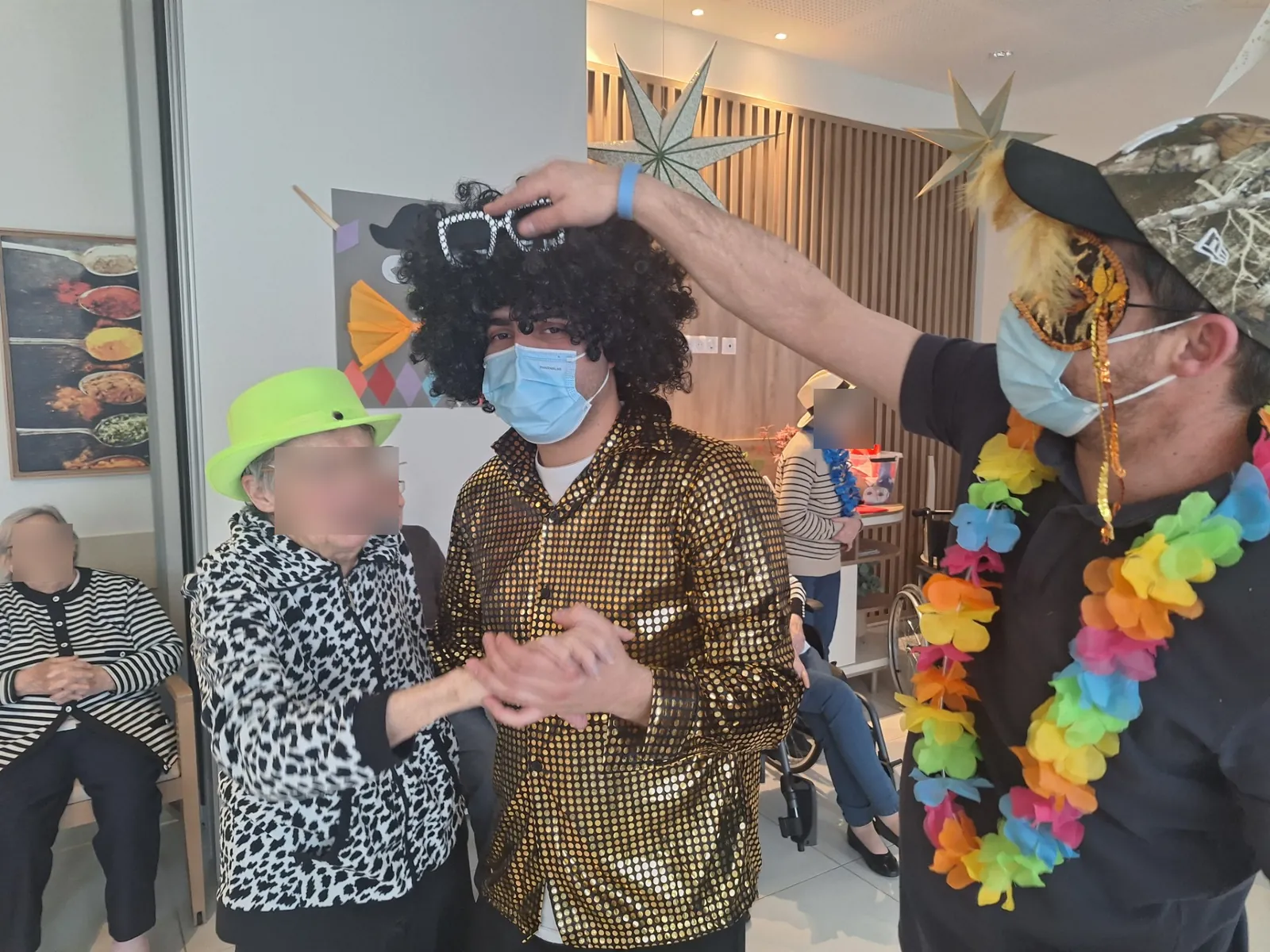 Un carnaval haut en couleur au sein de la résidence La Marquise ! 