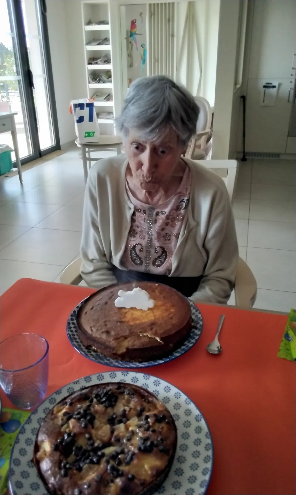 UN ANNIVERSAIRE A L'ACCUEIL DE JOUR.