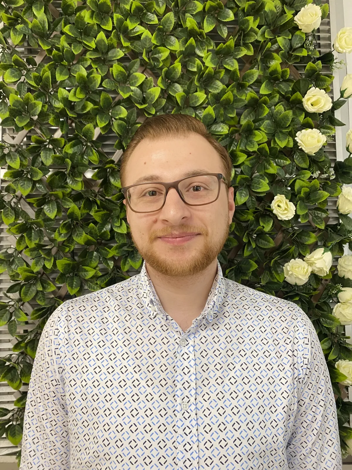 Arrivée d'Ahmet, stagiaire de direction